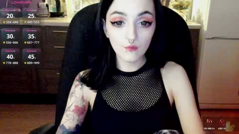 Lina 3  1715622743 online show from December 30, 7:00 pm