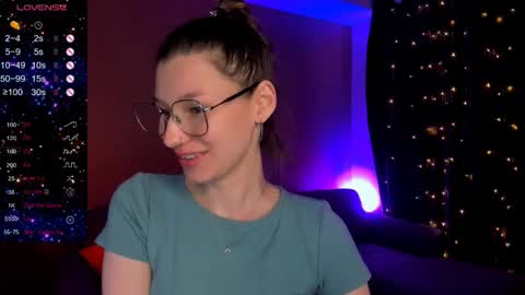 Lina online show from March 22, 8:40 am