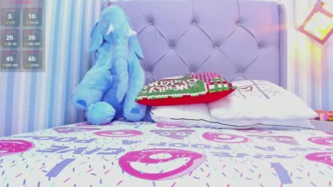 L I N A  online show from January 5, 9:37 am