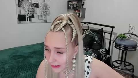 Lina online show from February 19, 8:52 pm