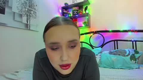 Lina online show from March 30, 10:00 pm