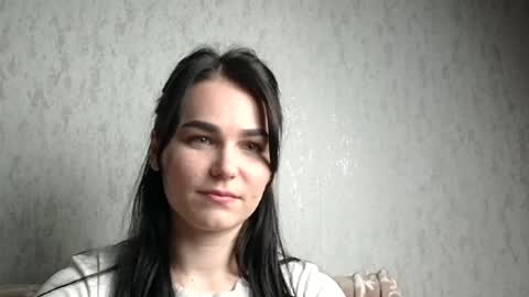 Snapshot of linda_aa chatting on February 16, 7:49 pm Linda online show from February 16, 7:49 pm
