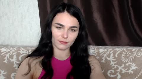 Snapshot of linda_aa chatting on February 23, 7:28 pm Linda online show from February 23, 7:28 pm
