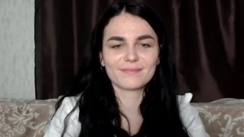 Snapshot of linda_aa chatting on March 4, 10:49 pm Linda online show from March 4, 10:49 pm