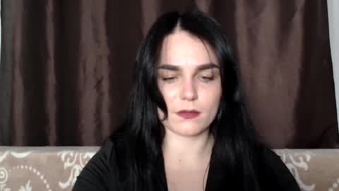 Snapshot of linda_aa chatting on March 5, 5:29 pm Linda online show from March 5, 5:29 pm