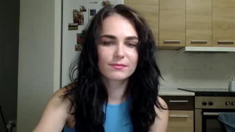 Snapshot of linda_aa chatting on September 18, 7:16 pm Linda online show from September 18, 7:16 pm
