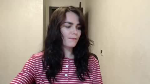 Snapshot of linda_aa chatting on October 9, 7:23 pm Linda online show from October 9, 7:23 pm