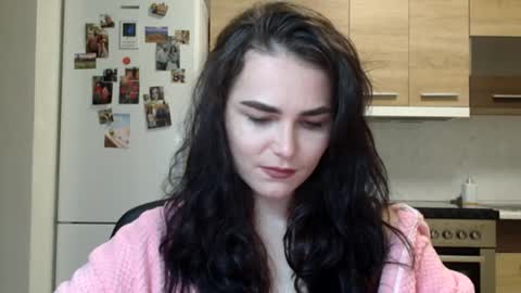 Snapshot of linda_aa chatting on November 23, 8:08 pm Linda online show from November 23, 8:08 pm