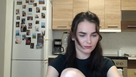 Snapshot of linda_aa chatting on December 13, 8:36 pm Linda online show from December 13, 8:36 pm