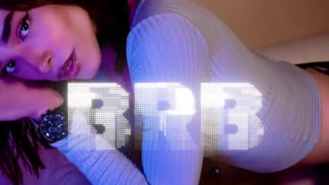 Snapshot of linda_crawford1 chatting on November 4, 2:43 am Linda online show from November 4, 2:43 am