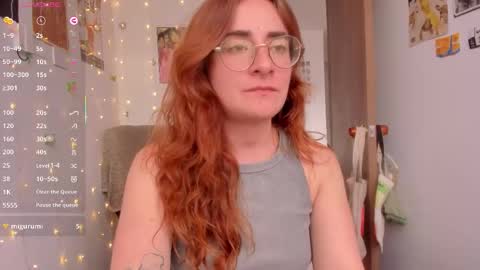 Giggles  online show from October 13, 4:07 pm