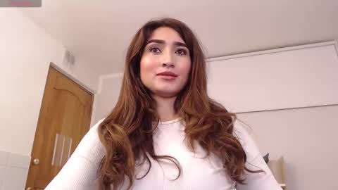 Maria Paula online show from December 19, 12:23 pm