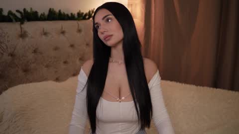 Snapshot of linda_warners chatting on February 7, 4:46 pm Call me Linda online show from February 7, 4:46 pm