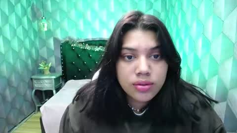 Snapshot of lindabreexlove chatting on December 23, 11:14 am online show from December 23, 11:14 am