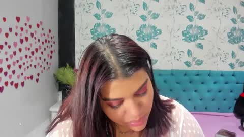 Snapshot of lindabreexlove chatting on January 21, 4:16 pm online show from January 21, 4:16 pm