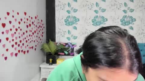 Snapshot of lindabreexlove chatting on February 11, 3:40 pm online show from February 11, 3:40 pm