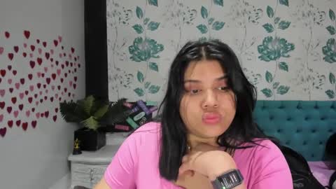 Snapshot of lindabreexlove chatting on February 24, 7:09 pm online show from February 24, 7:09 pm