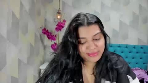 Snapshot of lindabreexlove chatting on October 7, 2:58 pm online show from October 7, 2:58 pm