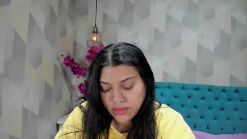 Snapshot of lindabreexlove chatting on October 13, 1:11 pm online show from October 13, 1:11 pm