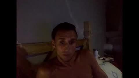 lindapareja40 online show from January 17, 2:05 am