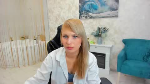 Snapshot of lindasandy chatting on September 20, 6:03 am lindasandy online show from September 20, 6:03 am