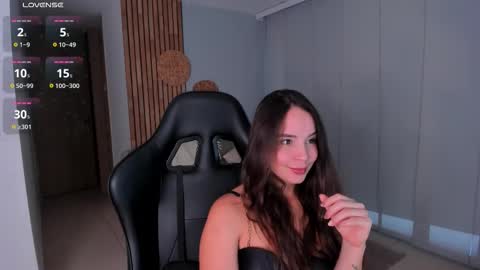 call me annie online show from October 24, 9:00 pm