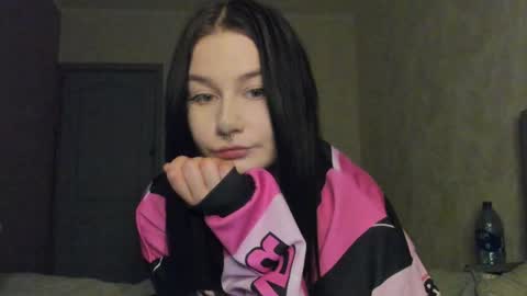 Lina online show from April 16, 10:38 am