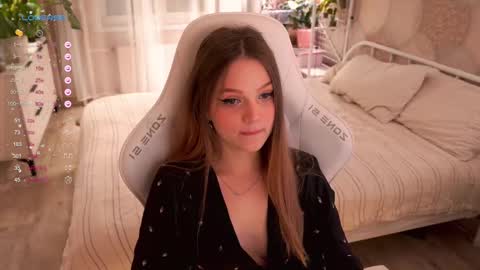 Snapshot of linesssssa chatting on February 13, 5:22 pm linesssssa online show from February 13, 5:22 pm