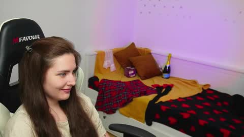 Tina online show from February 21, 6:53 pm