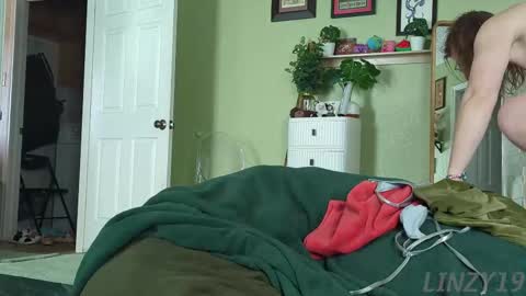 Linzy19 online show from January 7, 7:27 pm