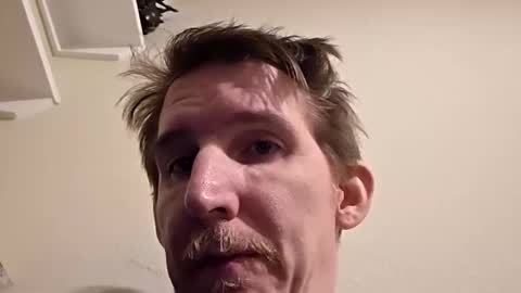 liocious98 online show from October 18, 9:21 am