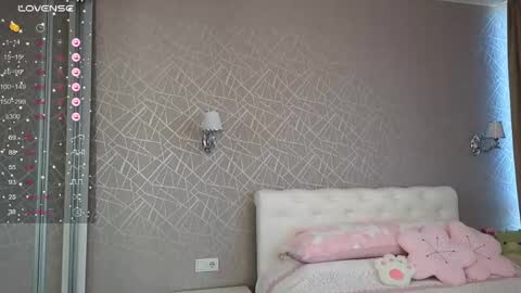 Liory online show from April 27, 9:40 am