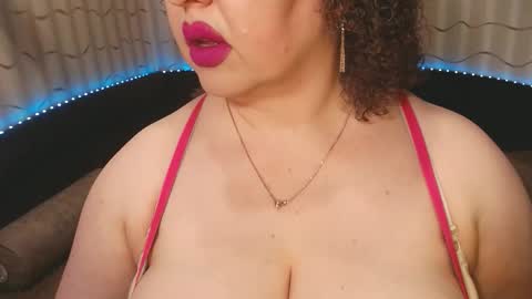 LIpsAddiction online show from February 11, 3:50 pm