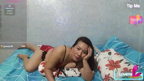 Snapshot of lipsofangel16 chatting on September 15, 9:53 am im cherry online show from September 15, 9:53 am