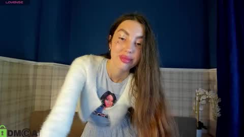 Lira revery online show from November 15, 1:03 am