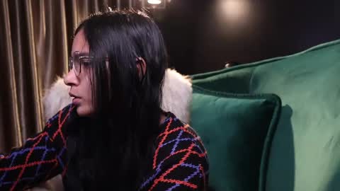 Snapshot of lireesa chatting on February 10, 5:03 am Lire online show from February 10, 5:03 am