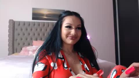 Lisa online show from November 30, 8:35 pm