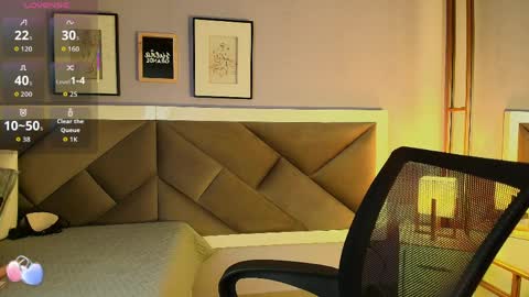 Lisa online show from March 27, 2:50 pm