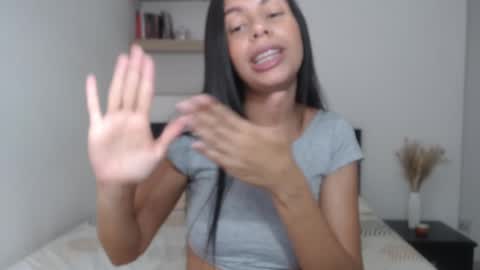 Lisa Santos online show from February 6, 2:48 pm