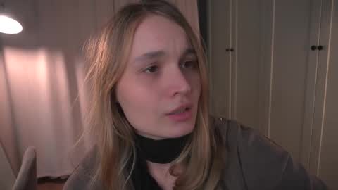 Snapshot of lisa_schiele chatting on January 13, 8:14 pm Elisabeth or Lisa online show from January 13, 8:14 pm