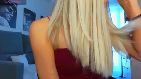 Lisa online show from February 6, 10:51 am