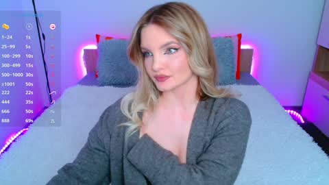 Snapshot of lisa_tease chatting on January 12, 1:42 am Lisa online show from January 12, 1:42 am