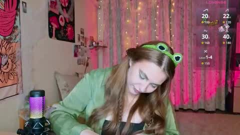 LisaCase online show from October 13, 4:07 pm