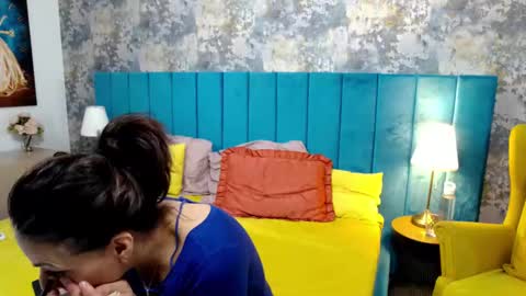 Snapshot of lisacroft chatting on October 14, 7:42 am lisacroft online show from October 14, 7:42 am