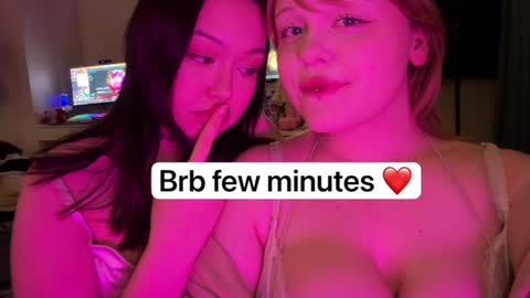 Snapshot of lisalaas chatting on February 2, 6:42 pm -Lisa- Help me to reach 100 thumbs up3 online show from February 2, 6:42 pm