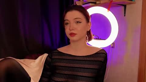 Snapshot of lisavamp chatting on November 29, 10:24 pm LisaVamp online show from November 29, 10:24 pm