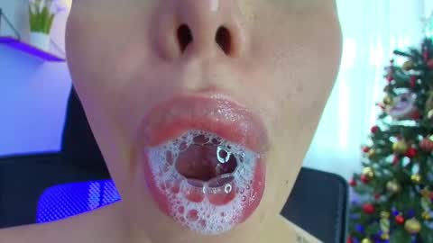 Snapshot of lisbet_21x chatting on January 12, 6:27 pm Lisbet online show from January 12, 6:27 pm