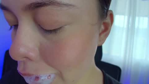 Snapshot of lisbet_21x chatting on January 30, 7:04 pm Lisbet online show from January 30, 7:04 pm