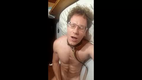 Snapshot of lisborn007 chatting on December 18, 7:03 am lisborn007 online show from December 18, 7:03 am