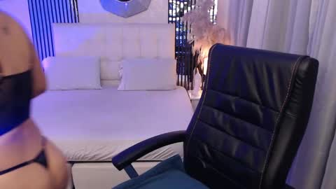 Andrea online show from May 26, 3:57 am